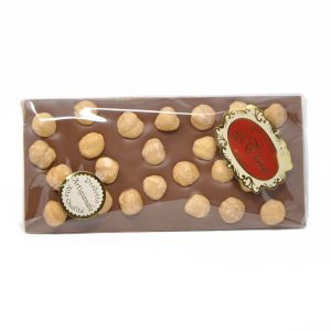 tavoletta-cioccolato-latte-con-nocciole-dolciaria-tina1
